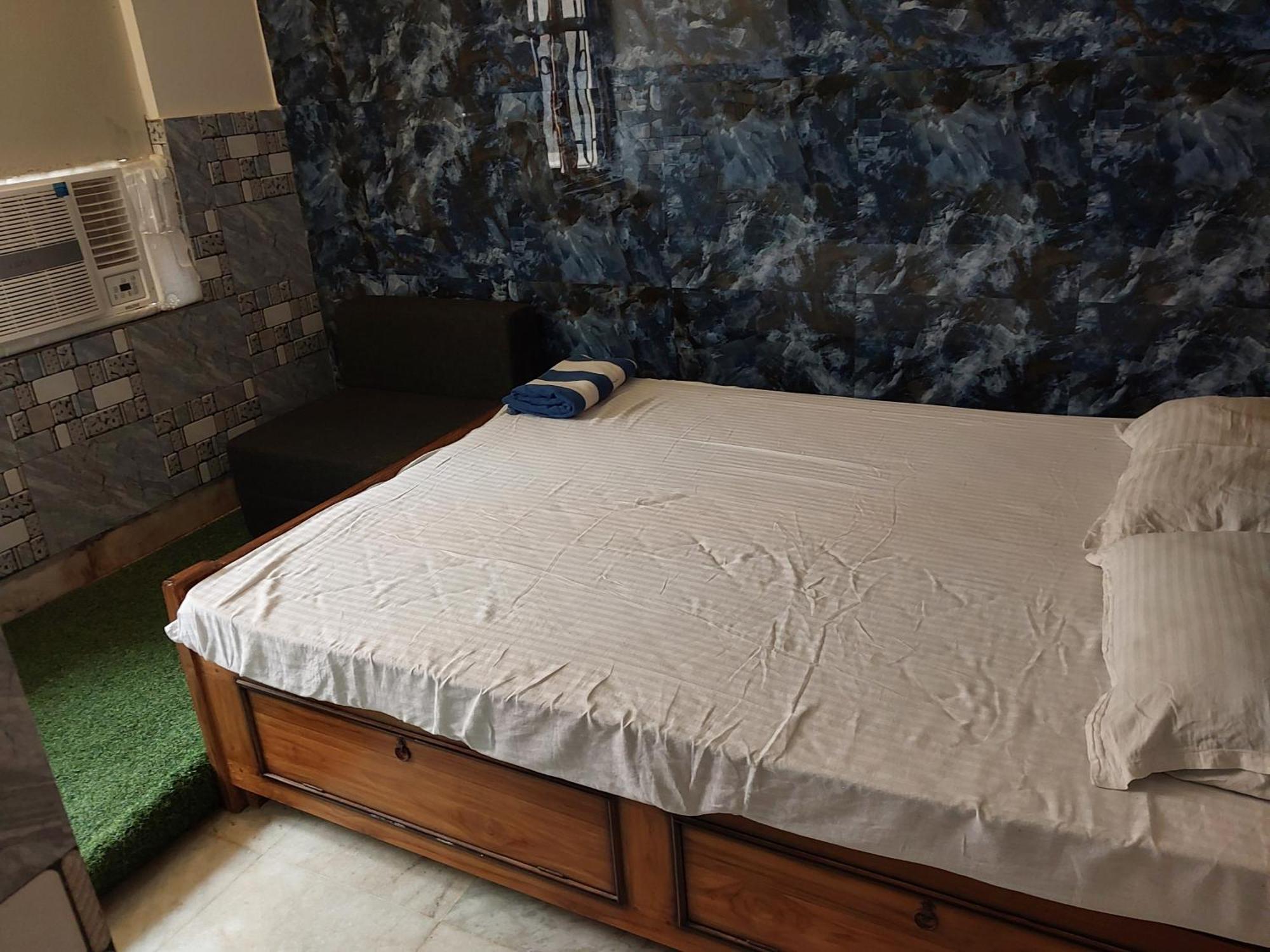 Nirman Beach Homestay Puri Luaran gambar