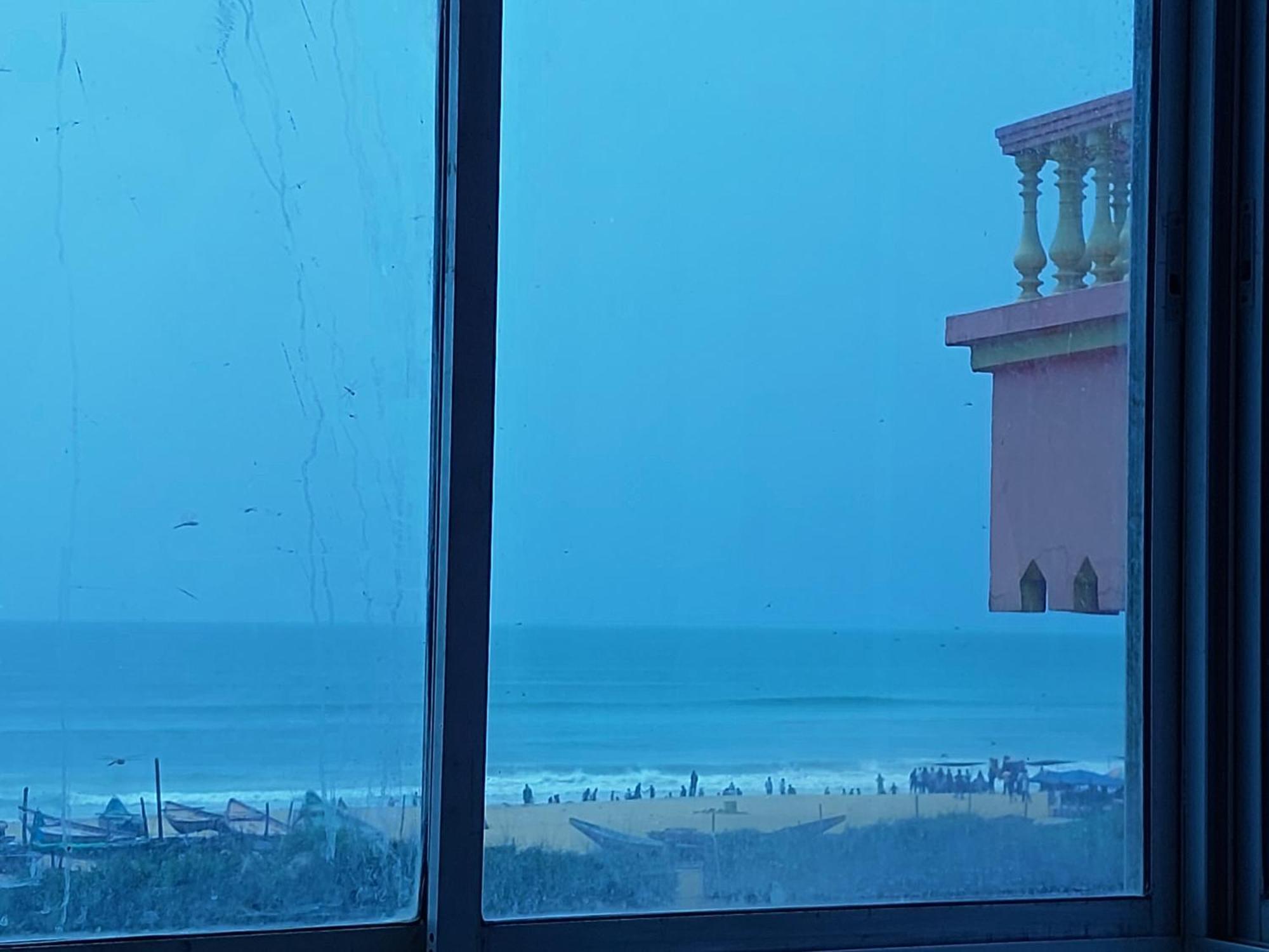Nirman Beach Homestay Puri Luaran gambar