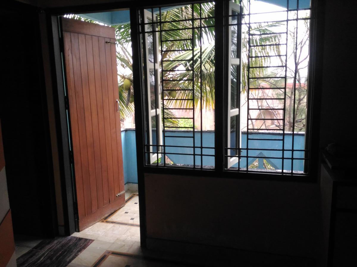 Nirman Beach Homestay Puri Luaran gambar