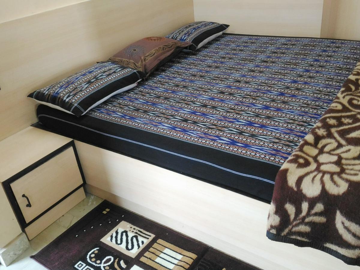 Nirman Beach Homestay Puri Luaran gambar