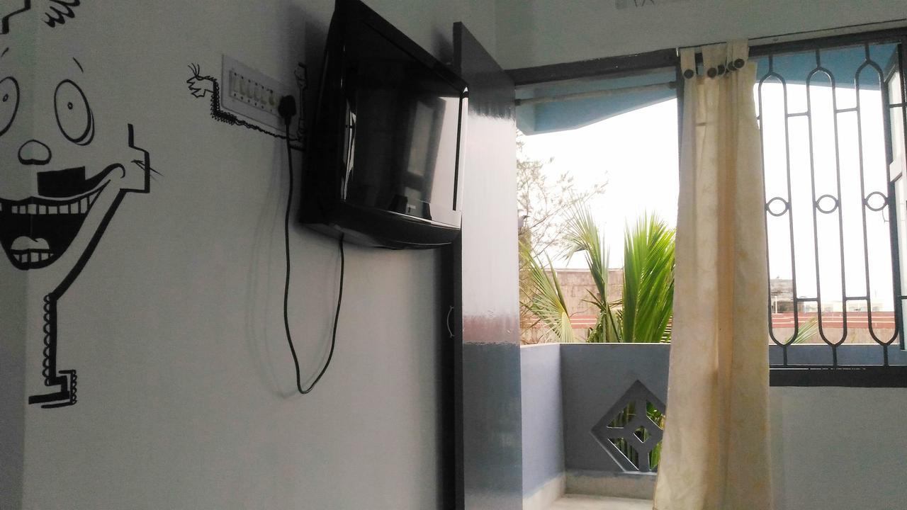 Nirman Beach Homestay Puri Luaran gambar