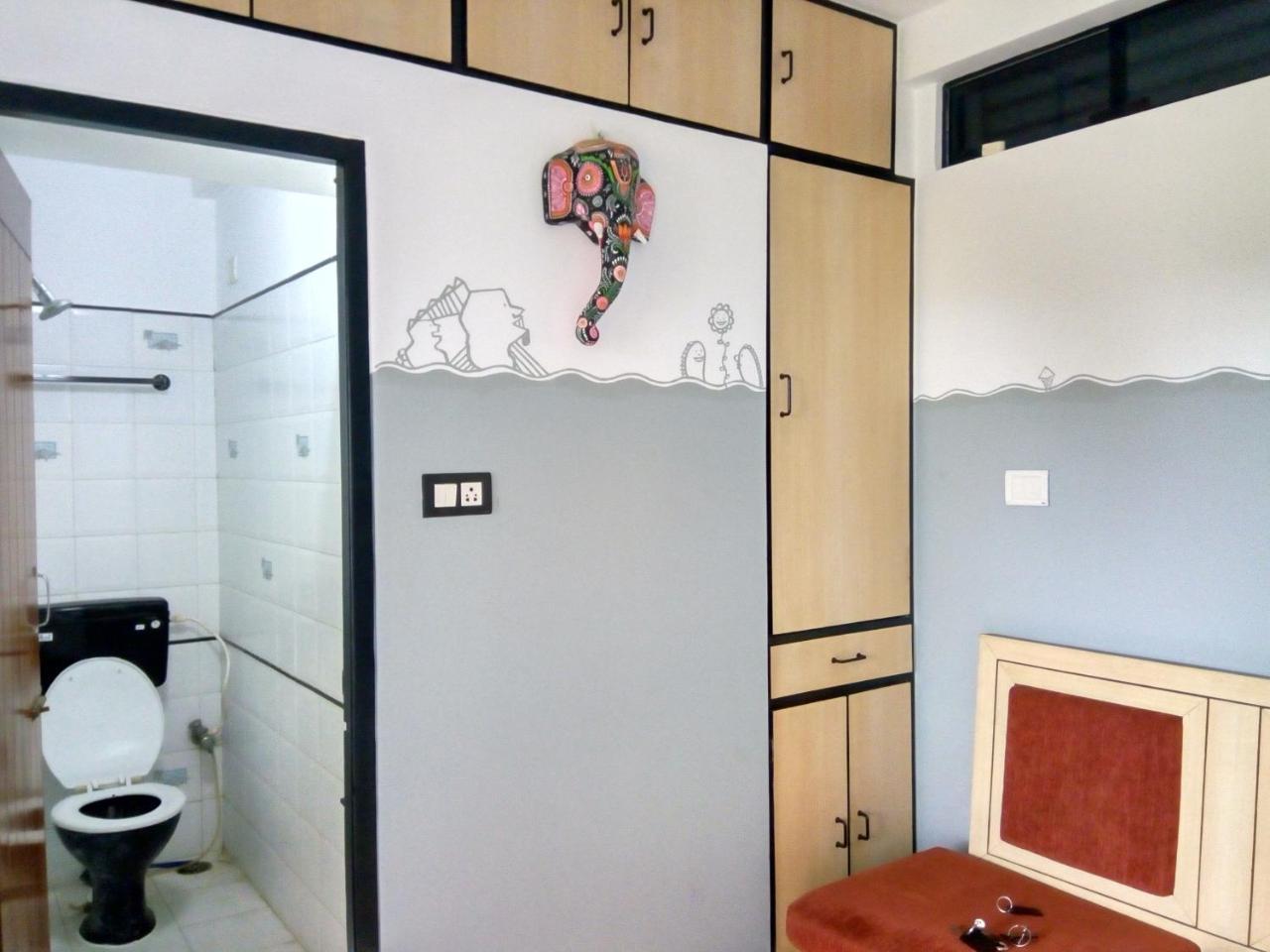 Nirman Beach Homestay Puri Luaran gambar