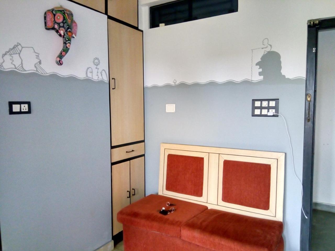 Nirman Beach Homestay Puri Luaran gambar