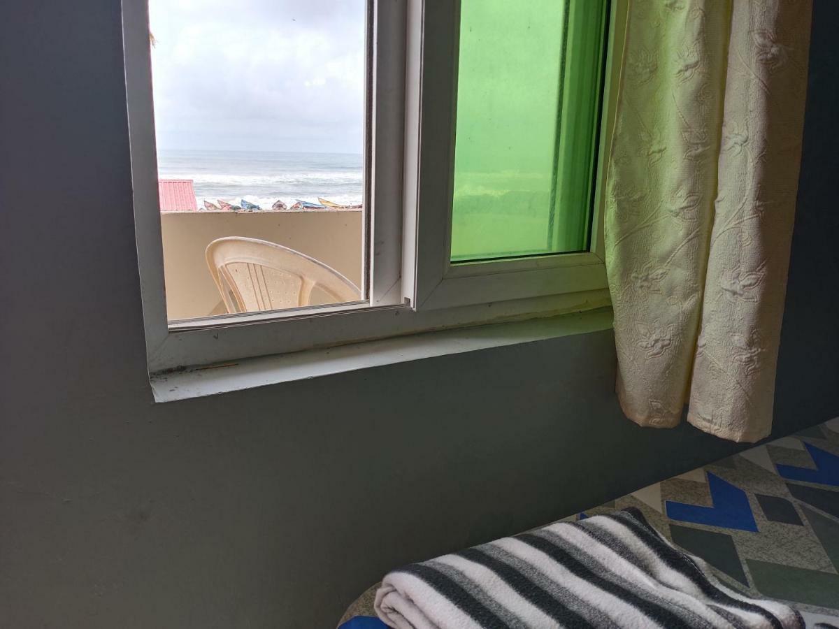 Nirman Beach Homestay Puri Luaran gambar