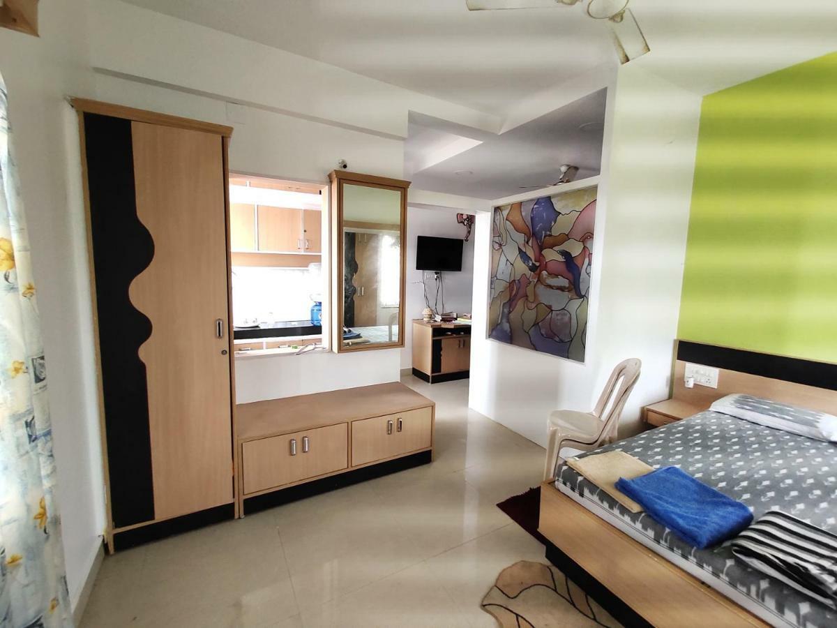 Nirman Beach Homestay Puri Luaran gambar