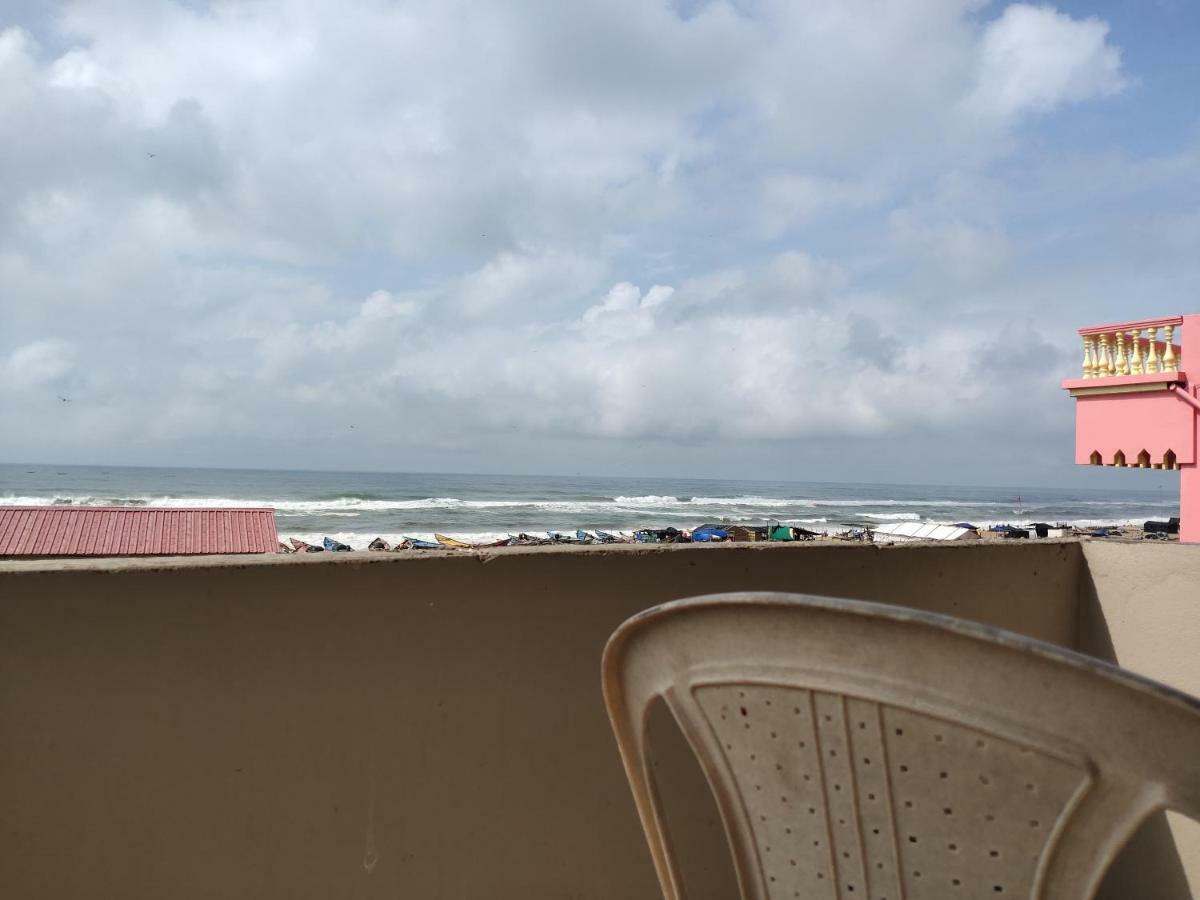 Nirman Beach Homestay Puri Luaran gambar